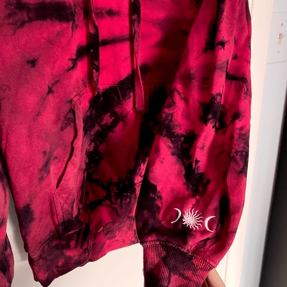 Maggie Rogers Heard It In A Past Life Embroidered Tie-Dye Hoodie - Picture 5 of 6